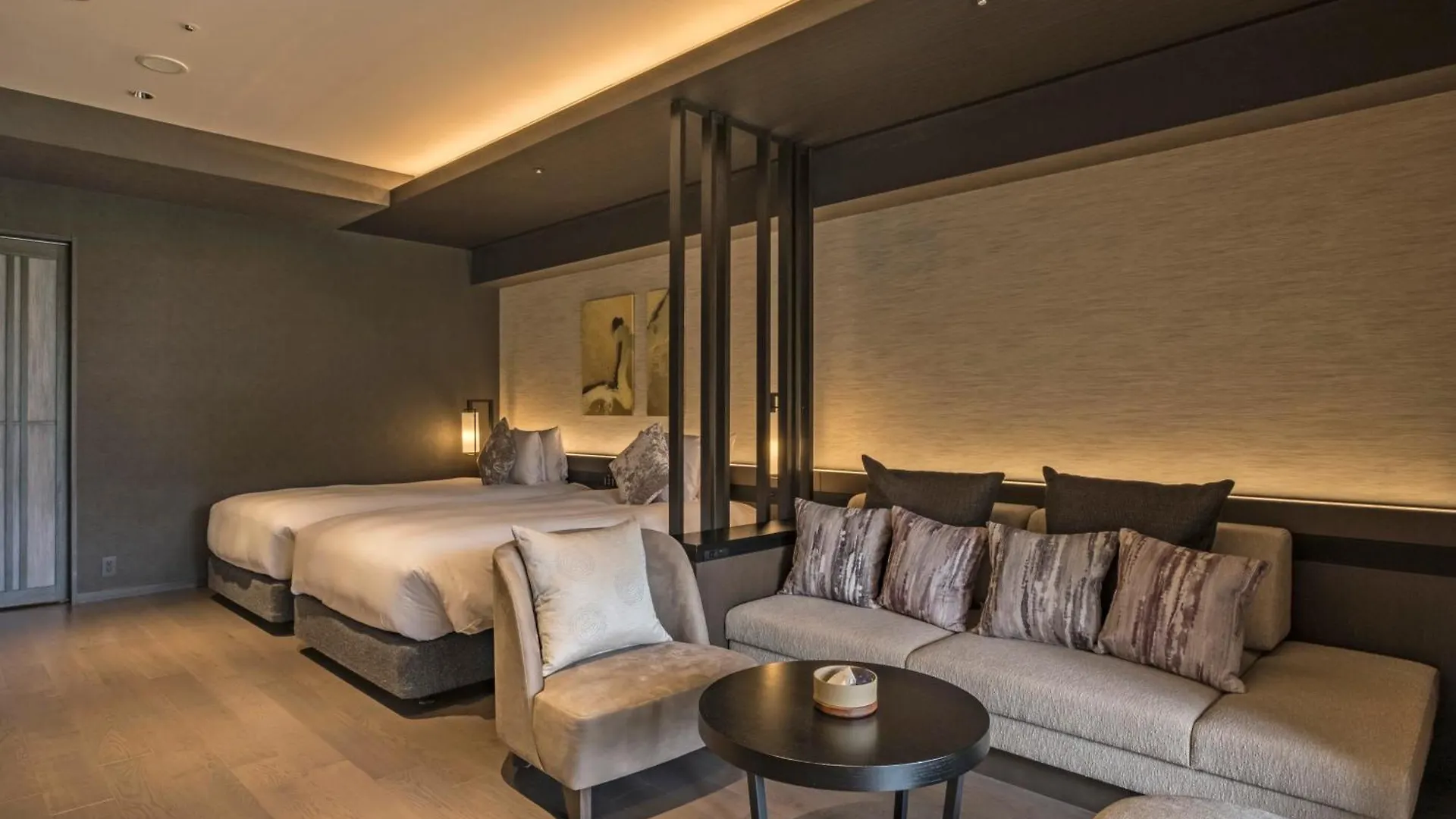 Hakone Gora Karaku Hotell 5*,